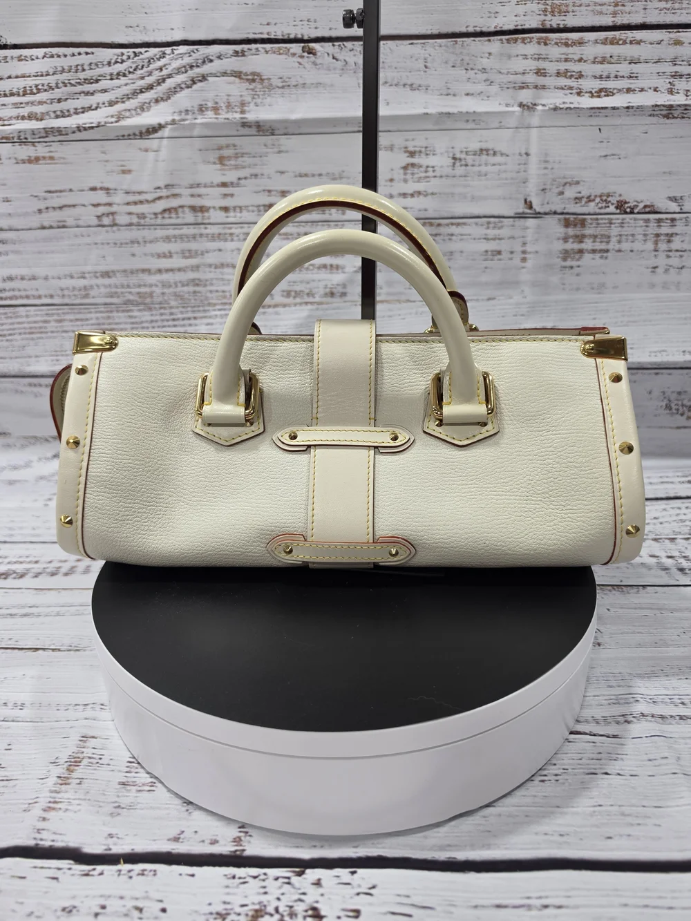 Louis Vuitton Suhali Leather L'Epanoui PM Bag - Picture 2 of 10